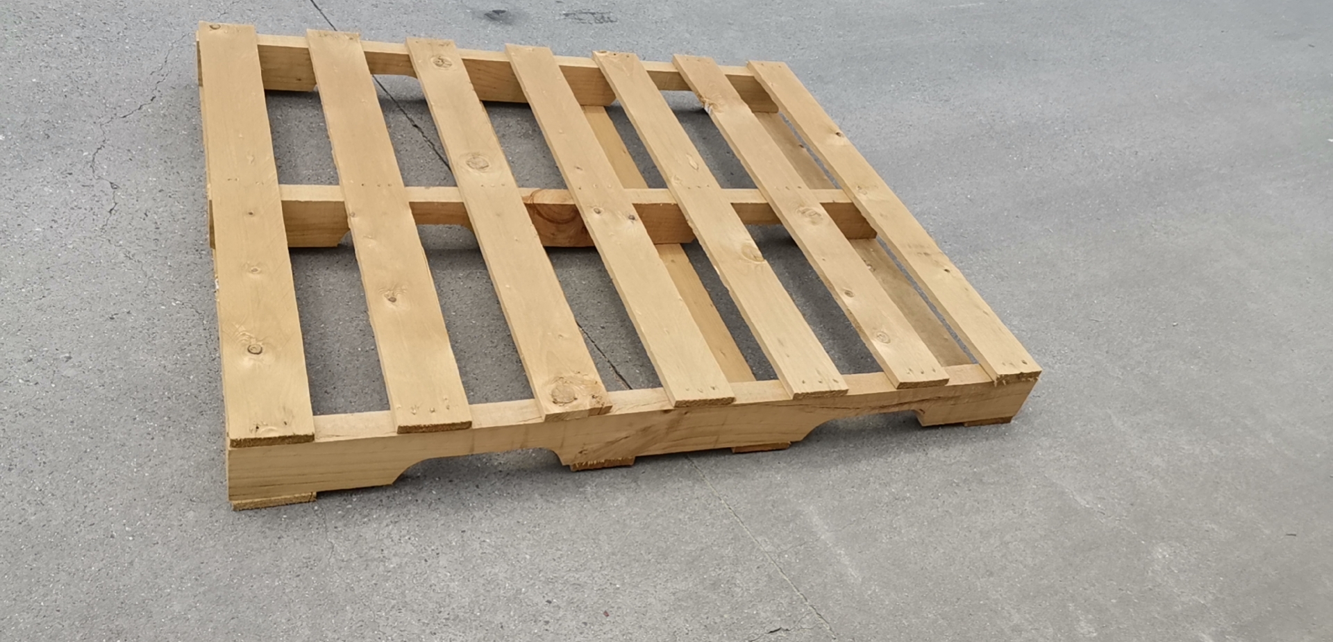 临邑根据材质选择木托盘